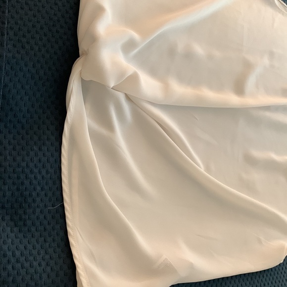 Banana Republic Cream Blouse - Picture 3 of 3